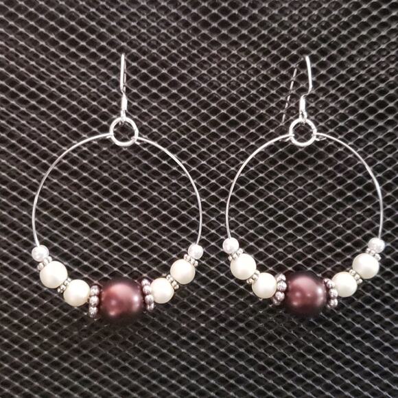 Chocolate brown/ivory faux pearl earrings - Picture 1 of 8
